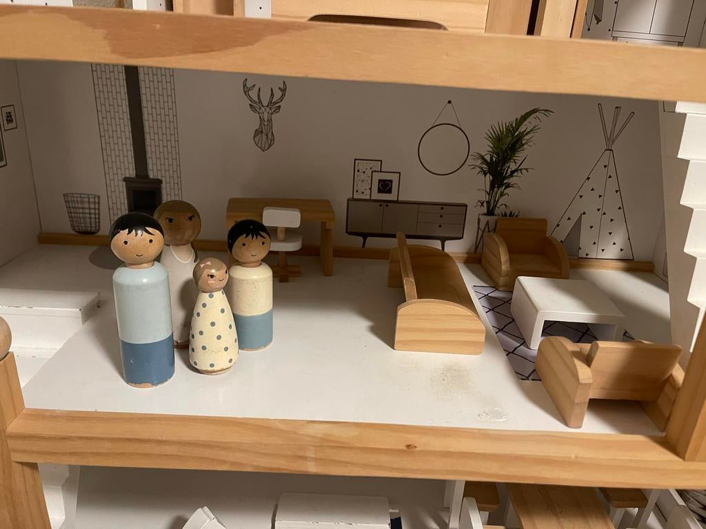 Petit Amelie Poppenhuis met accessoires, Kinderen en Baby's, Speelgoed | Poppenhuizen, Ophalen, Gebruikt, Poppenhuis