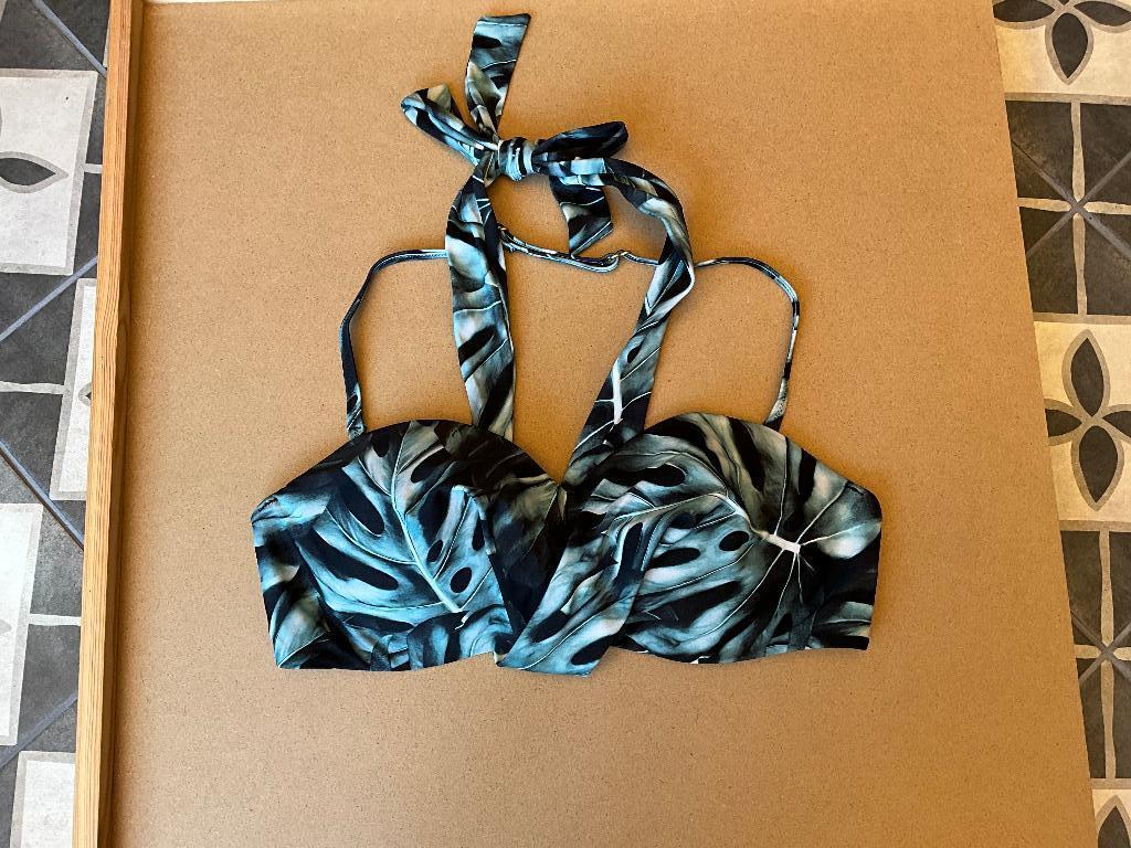 Beachwave bikini top Maat 40, Zwart, Nieuw, Badpak, Ophalen of Verzenden