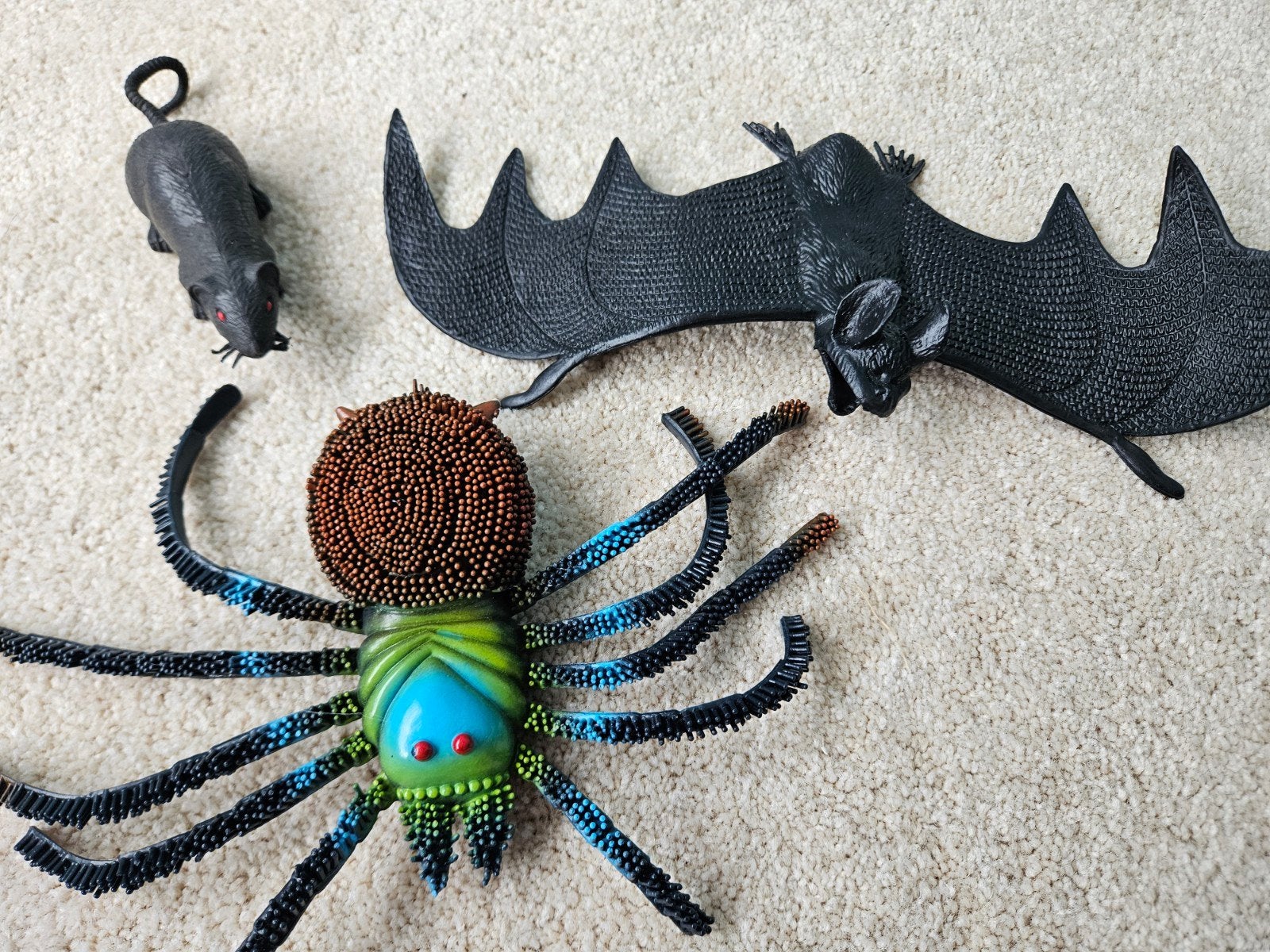 Halloween decoratie set: spin, vleermuis en rat, Ophalen of Verzenden, Zo goed als nieuw