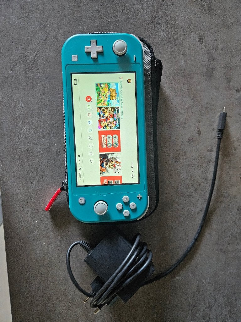 Nintendo switch Lite turqouise, Spelcomputers en Games, Spelcomputers | Nintendo Switch Lite, Ophalen of Verzenden, Turquoise