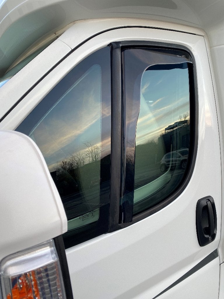 zijwindschermen camper pasvorm kampeerbus ducato t2 t3 t4 t5, Ophalen of Verzenden, Zo goed als nieuw