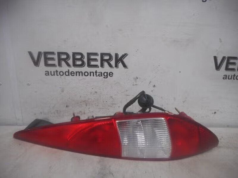 ACHTERLICHT RECHTS Ford Mondeo III Wagon (01-2000/03-2007), Gebruikt, Ophalen of Verzenden, Henry-Ford-Straße 1 50735 Köln, DE