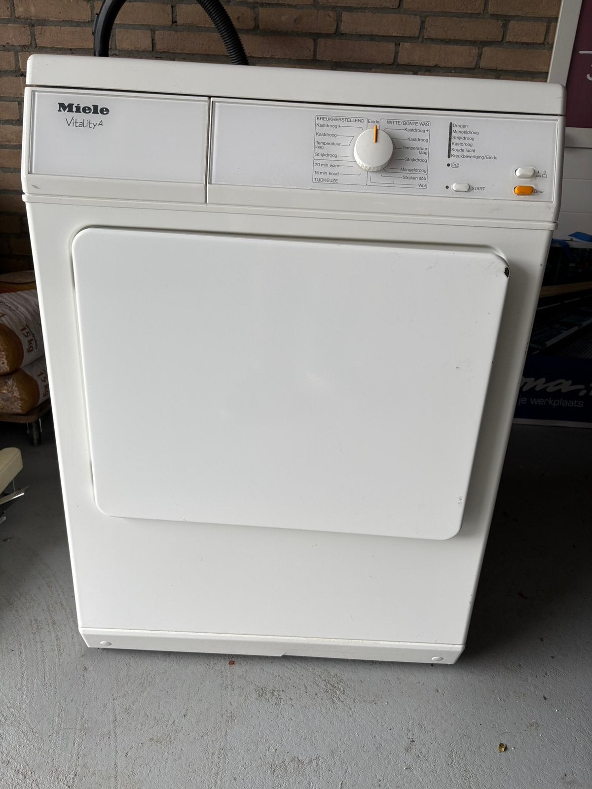Miele wasdroger, Witgoed en Apparatuur, Wasdrogers, Ophalen, Gebruikt, Luchtafvoer, 85 tot 90 cm