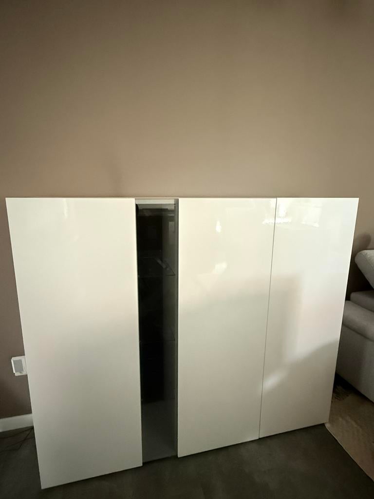 Modern vitrinekast, Huis en Inrichting, Kasten | Roldeurkasten en Archiefkasten, Ophalen, Zo goed als nieuw, 25 tot 50 cm, Minder dan 100 cm