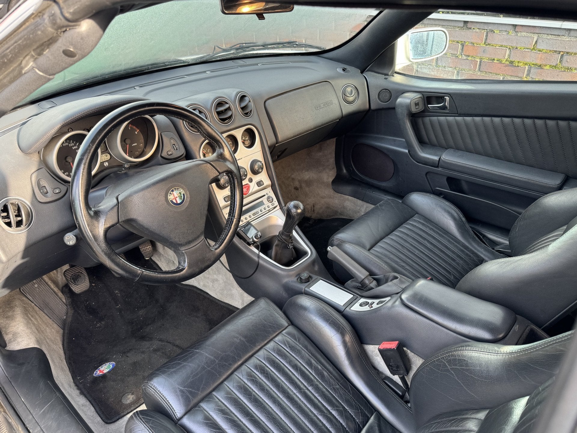 Alfa Romeo Spider 2.0-16V T.Spark L | bodem heeft aandacht n, Auto's, Voorwielaandrijving, 1345 kg, Gebruikt, Spider