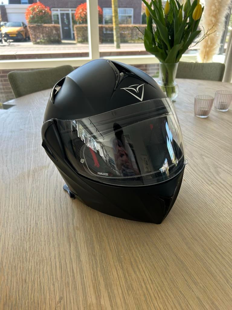 Demm systeemhelm scooter met ingebouwde zonnebril, Fietsen en Brommers, Brommerhelmen, Ophalen of Verzenden, Zo goed als nieuw
