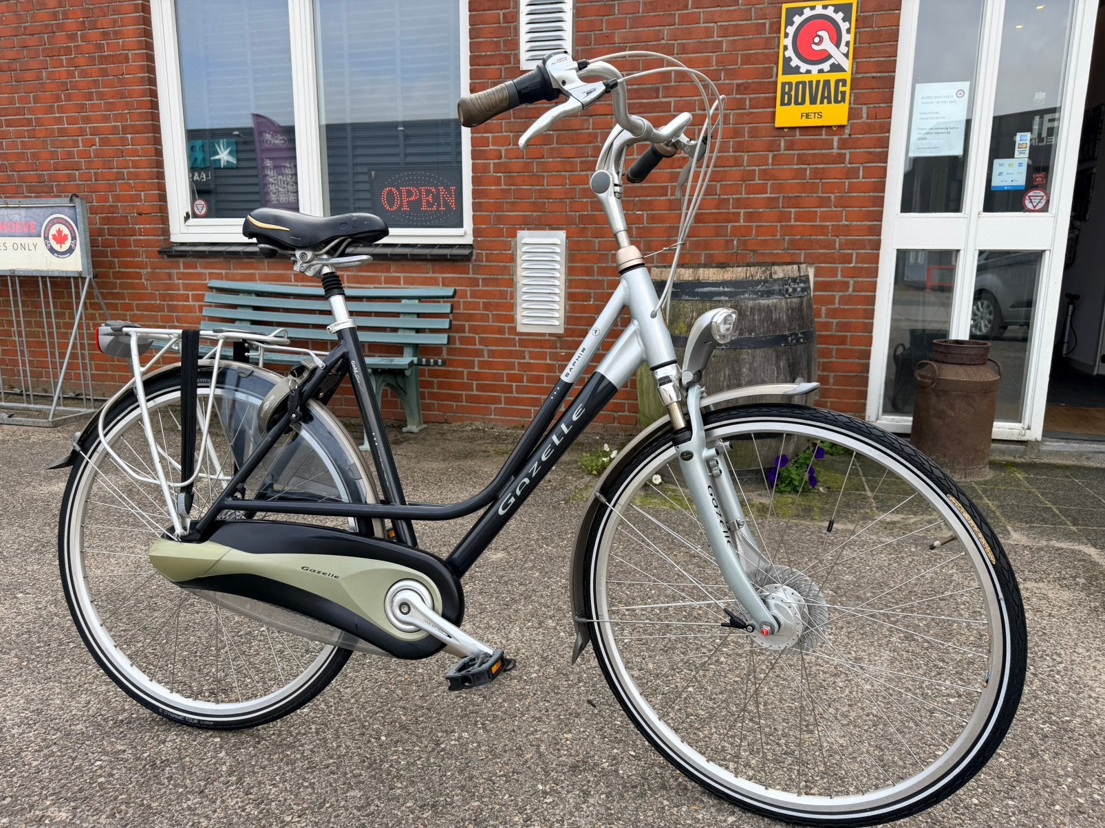Nagenoeg nieuwe Gazelle Saphir Goldline 8 versn, 53 tot 56 cm, Gazelle, Ophalen of Verzenden, Zo goed als nieuw