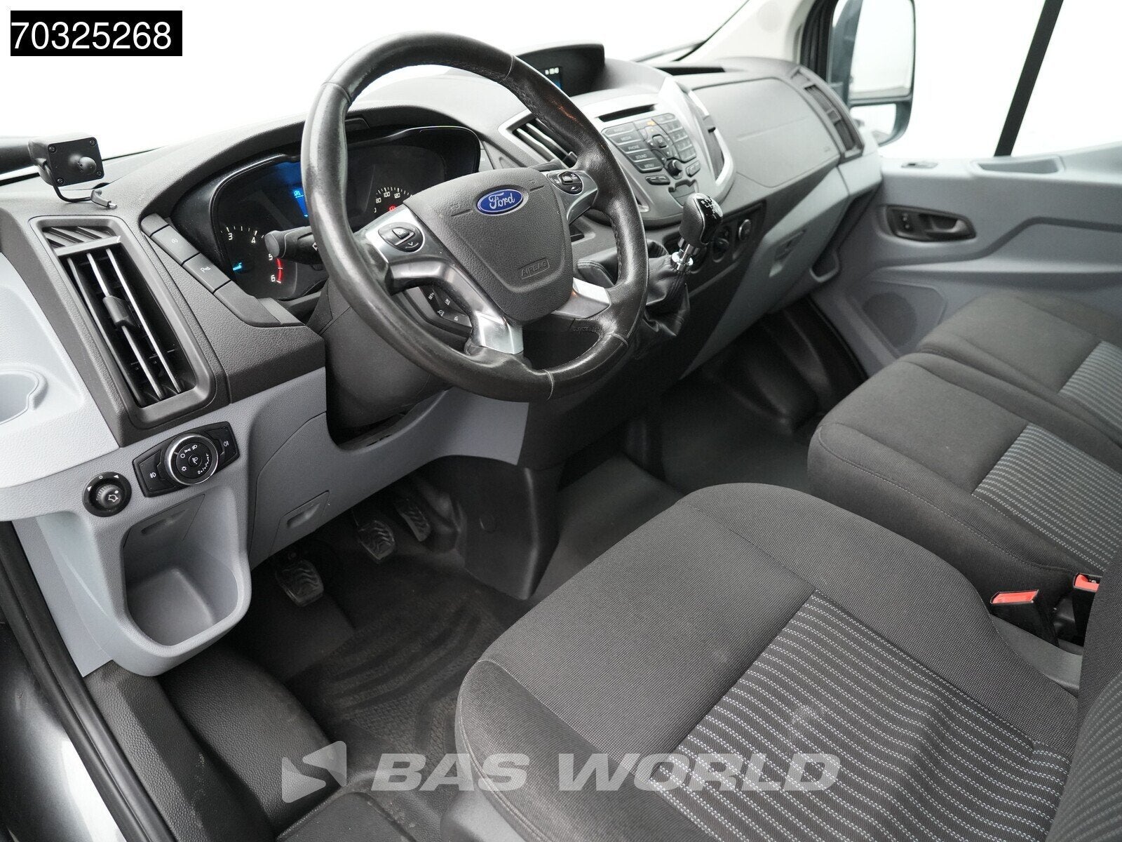 Ford Transit 170pk Dubbel Cabine 170PK L3H3 Hoog Dak Trekhaa, Stof, Euro 6, 4 cilinders, Bedrijf