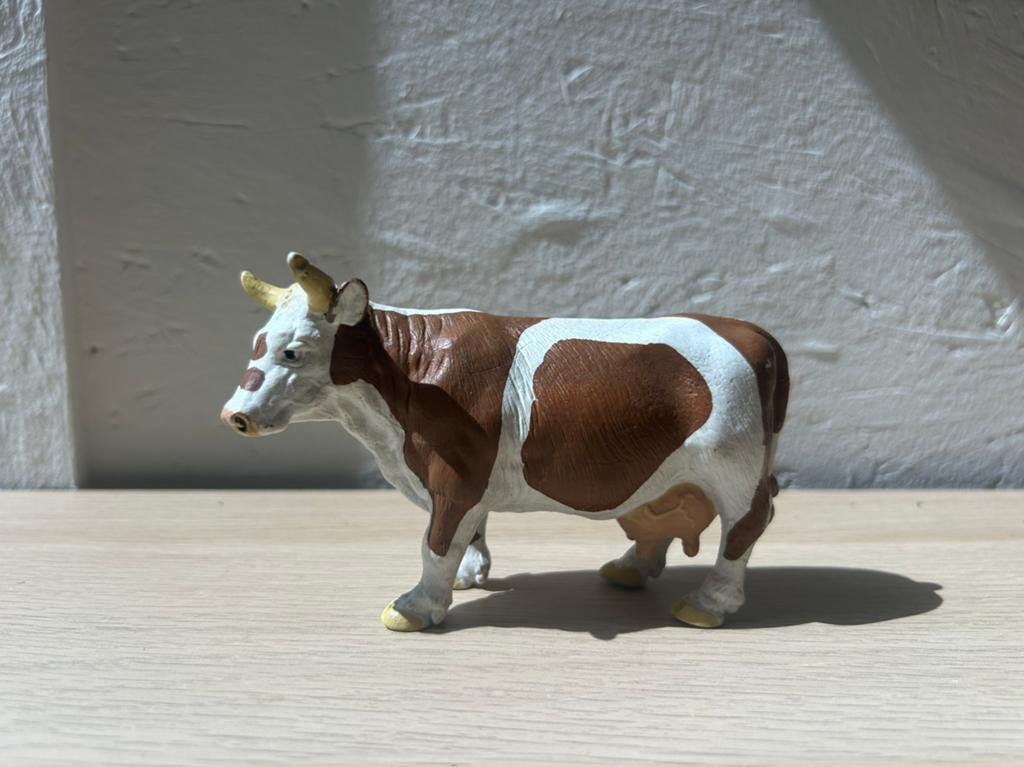 Schleich koe, Ophalen of Verzenden, Zo goed als nieuw, Boerderijdier, Beeldje of Figuurtje