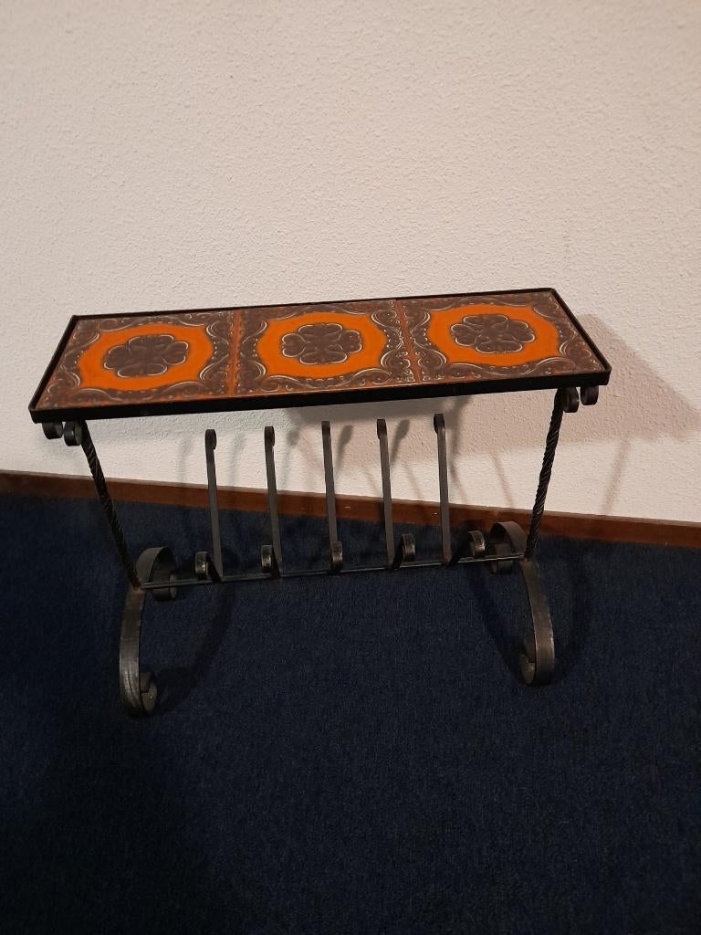 smeedijzeren krantenbak vintage, Huis en Inrichting, Woonaccessoires | Krantenbakken en Lectuurbakken, Ophalen, Gebruikt