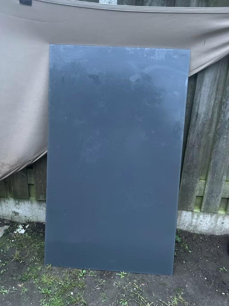 Grijze glasplaat 90 x 150 cm 🔺 tafelblad 🔺 Gratis, Ophalen, Zo goed als nieuw, Rechthoekig, Overige materialen