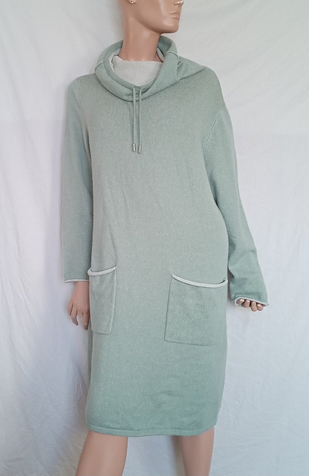 MADELEINE Oversized Trui Jurk , Maat 44 - 46 , WOL , CASHMER, Ophalen of Verzenden, Zo goed als nieuw, Maat 42/44 (L), Groen