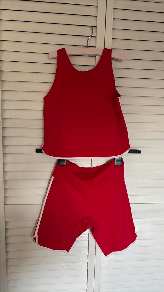 Zara set rood maat 134-140, Ophalen of Verzenden, Zo goed als nieuw, Meisje