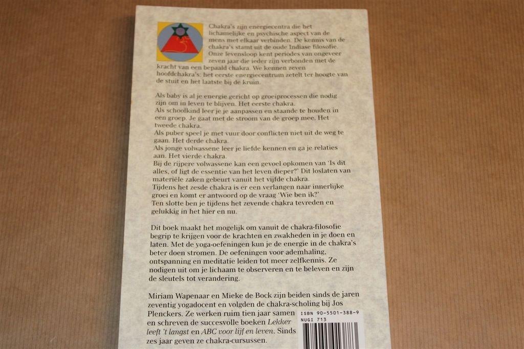 Chakra's — Bewustwording Dagelijks Leven, Boeken, Ophalen of Verzenden, Gelezen, Overige onderwerpen, Achtergrond en Informatie