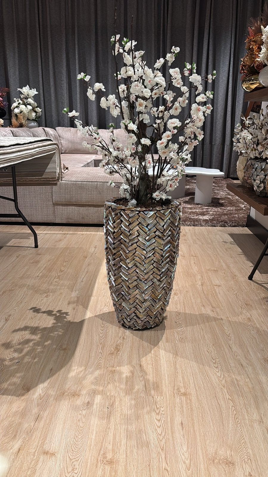 schelpen vaas 140cm met bloemstuk opmaak inclusief, Huis en Inrichting, Ophalen, Nieuw