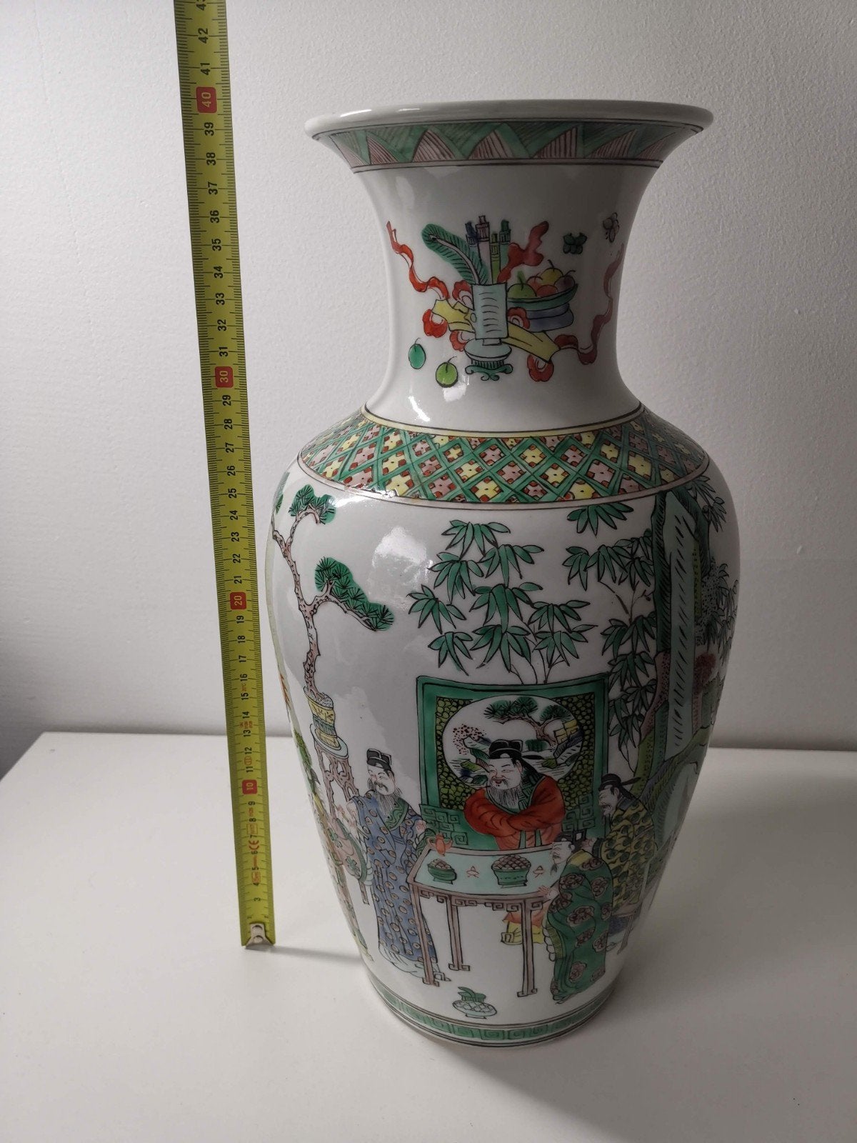 Grote Chinese vaas met handgeschilderde scènes, Ophalen of Verzenden