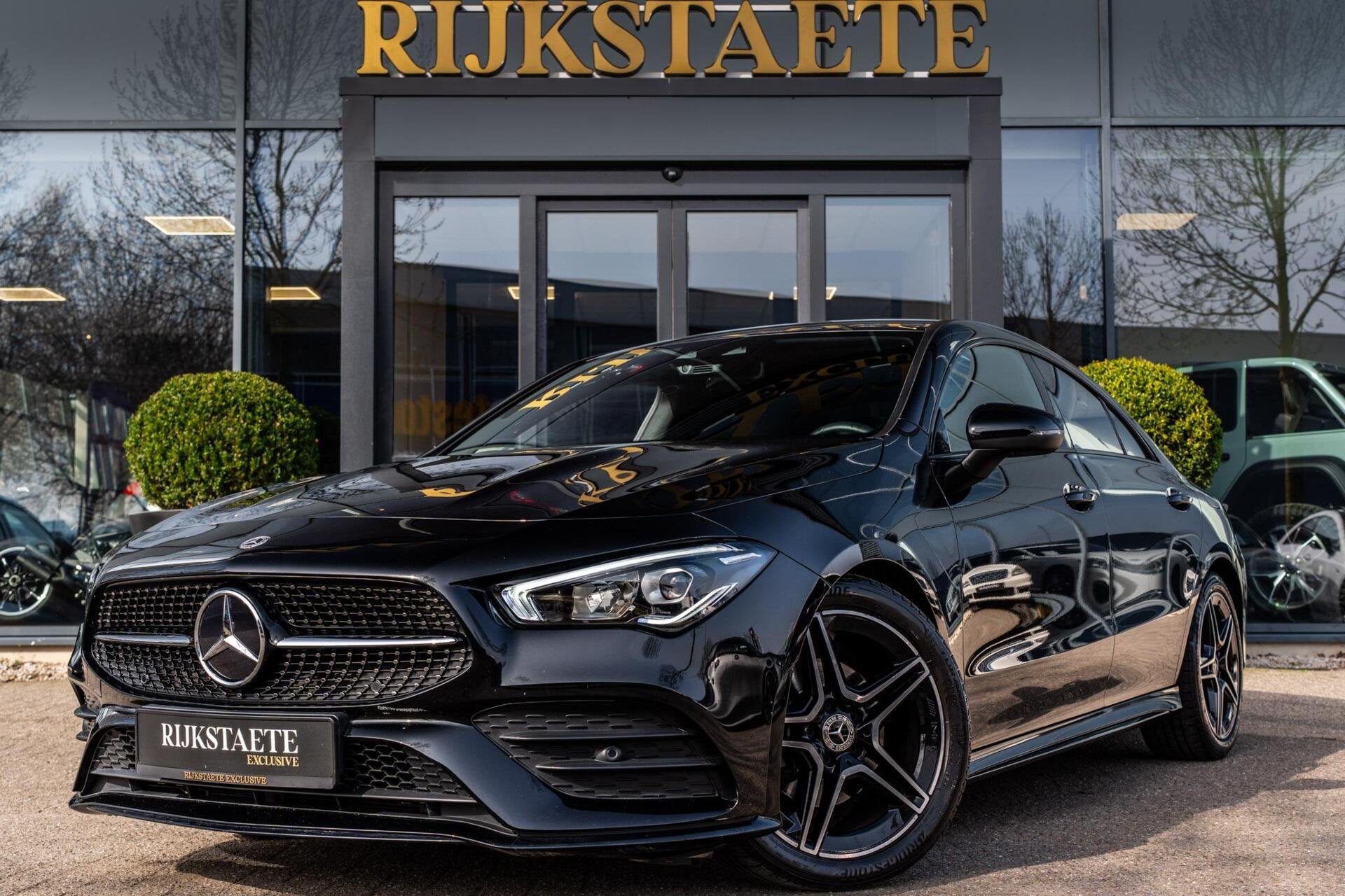 Mercedes CLA-klasse 200 AMG Line|CARPLAY|SFEER|LED|STOELVERW, Voorwielaandrijving, CLA, Gebruikt, 4 cilinders