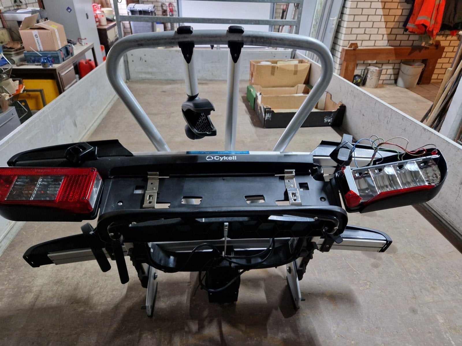 Cykell fietsendrager met schade aan de verlichting, Auto diversen, Ophalen of Verzenden, 2 fietsen, Gebruikt, Trekhaakdrager