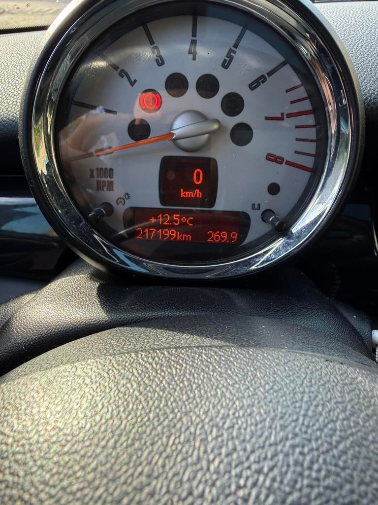 Mini Clubman 1.6 16V Cooper 2009 Zwart, Voorwielaandrijving, USB, 4 cilinders, 4 stoelen