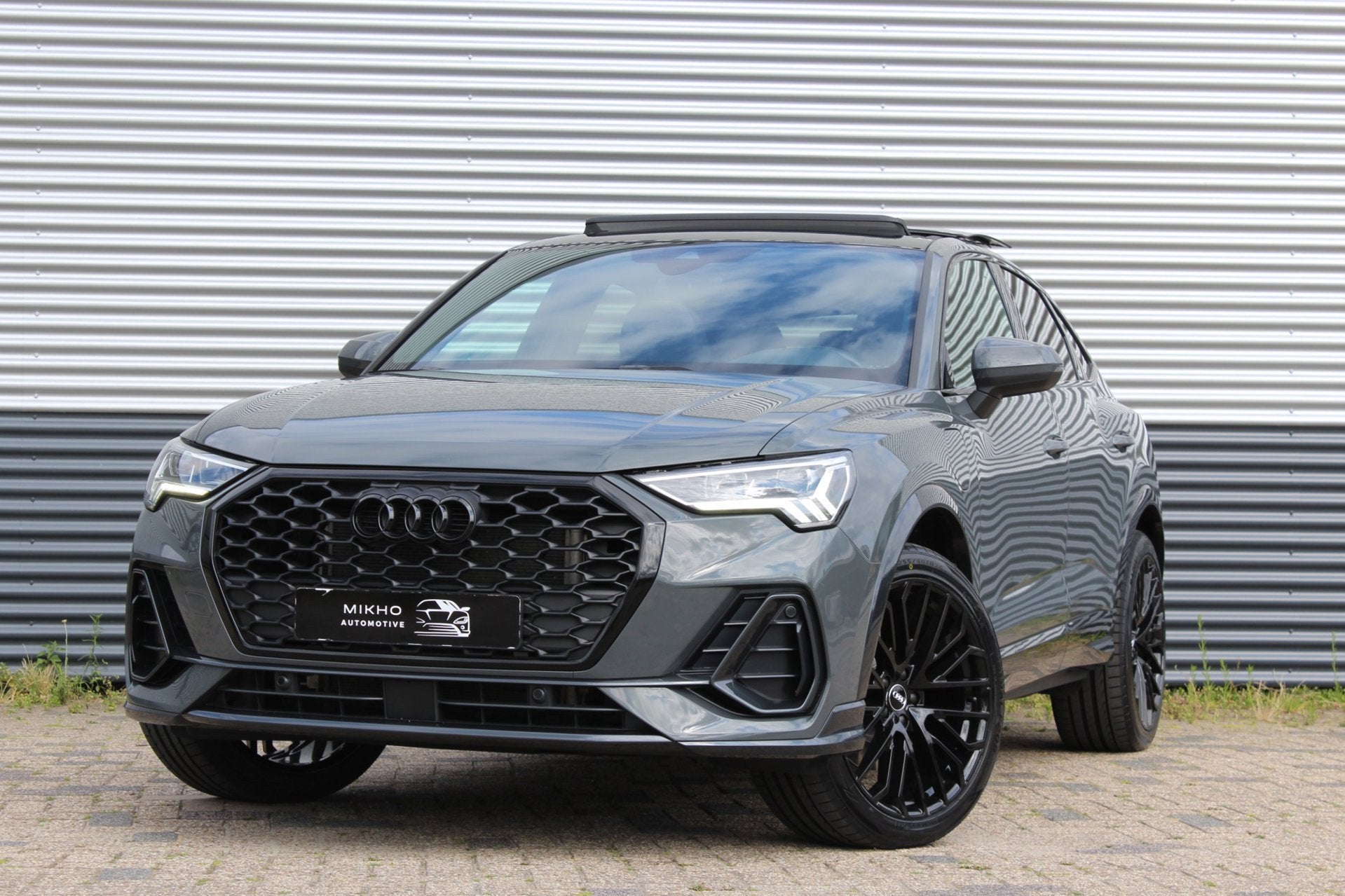 Audi Q3 Sportback 45 TFSI e S-Line | Panoramadak | Nano grij, Auto's, Zwart, Nieuw, Hybride Elektrisch/Benzine, SUV of Terreinwagen