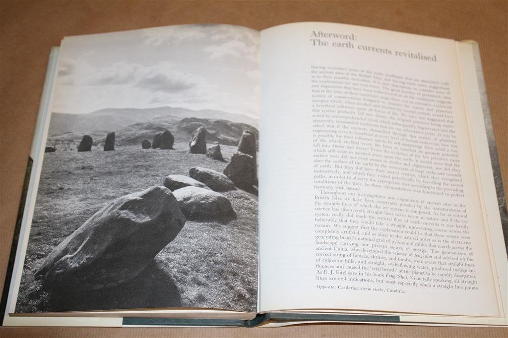 Het geheime land. Folklore van oude Britse sites., Ophalen of Verzenden, Gelezen, Europa