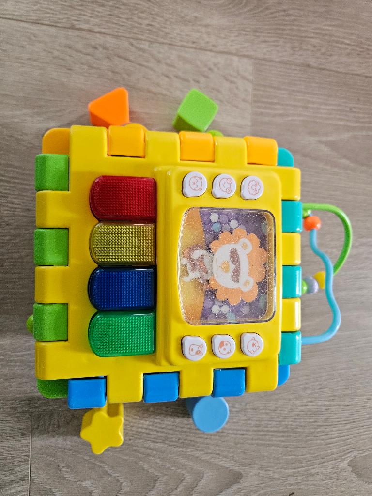 Activiteiten kubus met geluid, Ophalen, Gebruikt, Overige typen, Met geluid