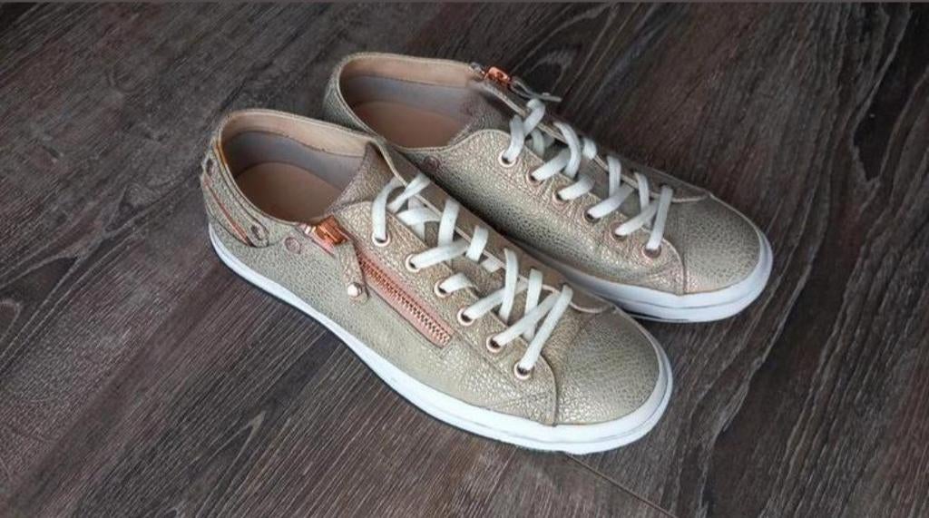 Diesel sneakers, Ophalen of Verzenden, Zo goed als nieuw, Blauw, Sneakers of Gympen