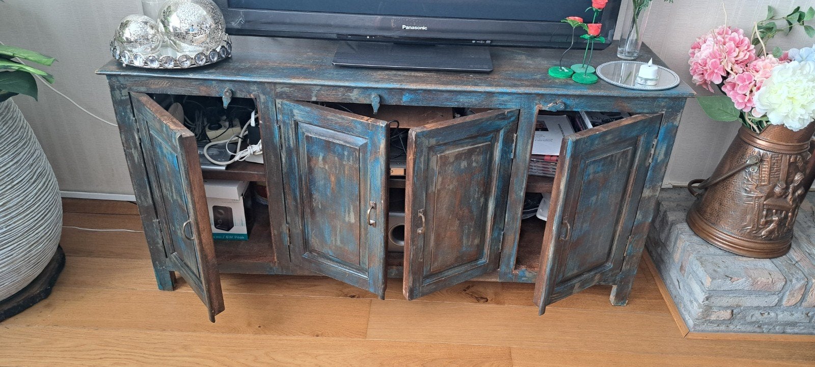 Mooie dressoir/ tv kast zgan, Ophalen, Zo goed als nieuw, 25 tot 50 cm