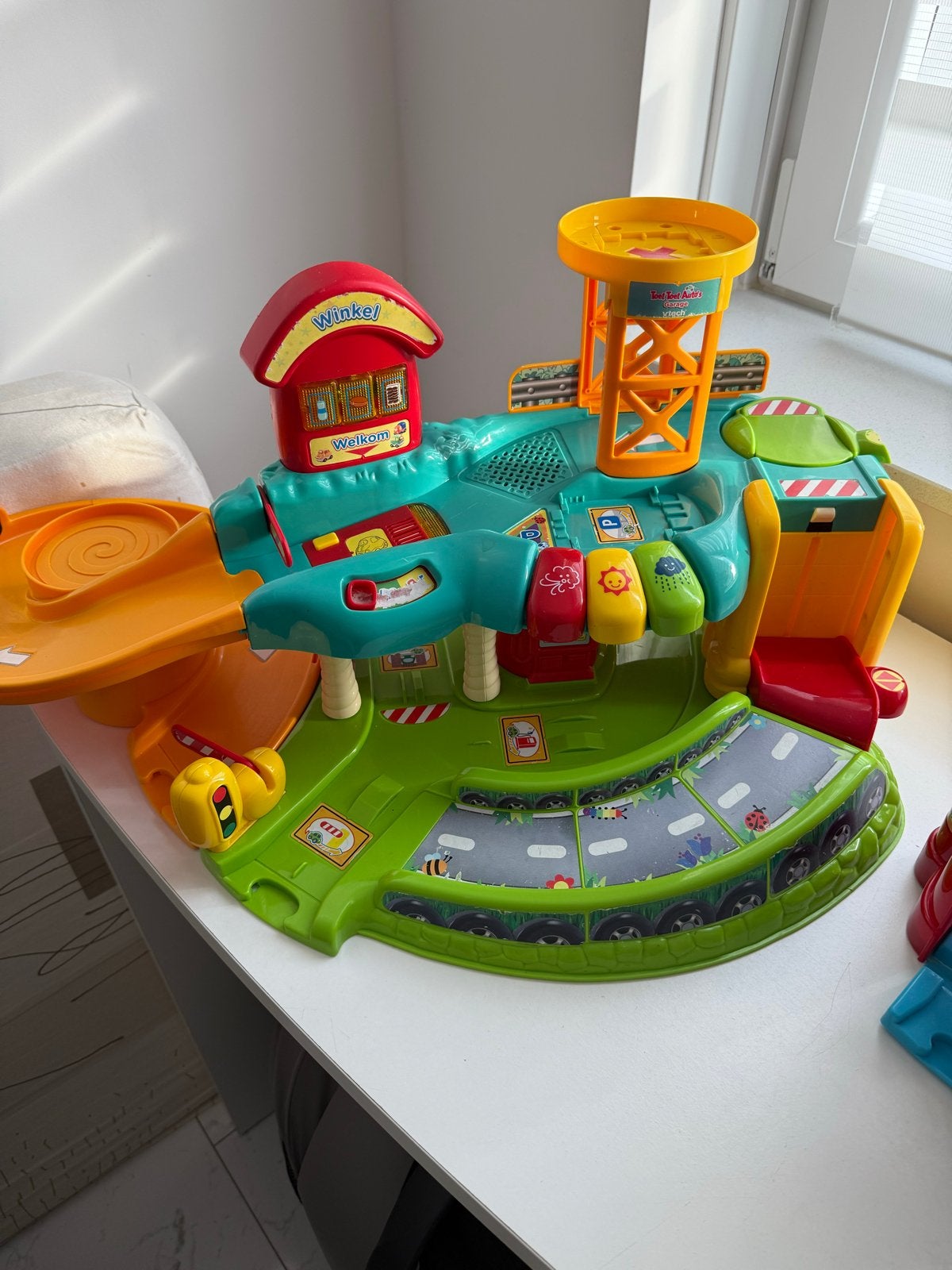 VTech Toet Toet Auto's Garage - Draaischijf defect, Ophalen of Verzenden, Gebruikt, Auto, Met geluid
