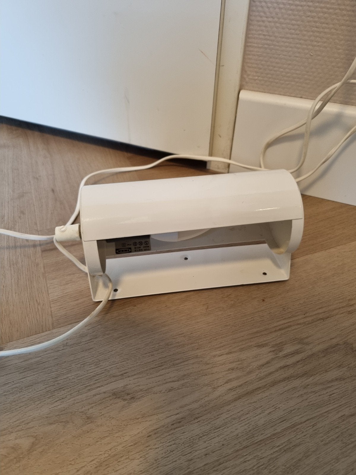 IKEA V413 Wandlamp / Spot - Wit, Max 40W, Ophalen of Verzenden, Gebruikt