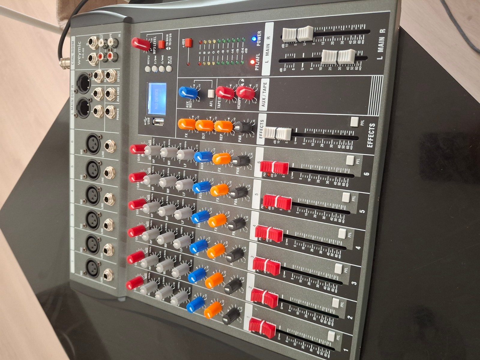 WEYMIC CK-60 Mengpaneel - 6 kanalen met USB, Muziek en Instrumenten, Mengpanelen, Ophalen of Verzenden, Zo goed als nieuw, Minder dan 5 kanalen