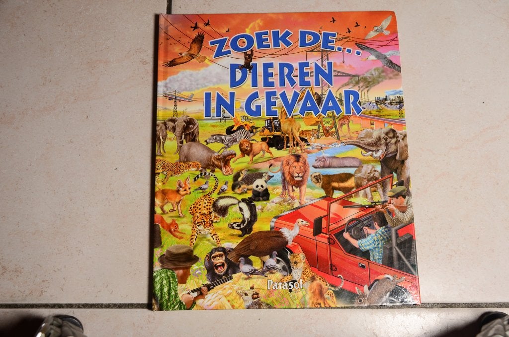 Zoekboek Zoek de .. dieren in gevaar , Ophalen of Verzenden, Zo goed als nieuw, Fictie algemeen