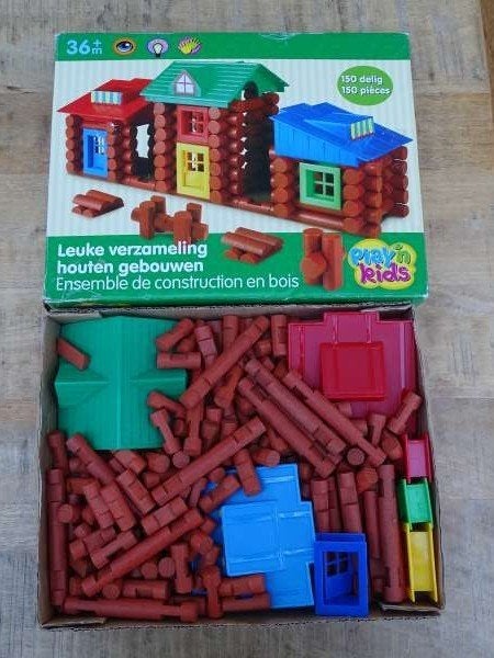 Play'n Kids speelset 150 delig huisjes bouwen houten blokjes, Ophalen of Verzenden, Zo goed als nieuw, Bouwen