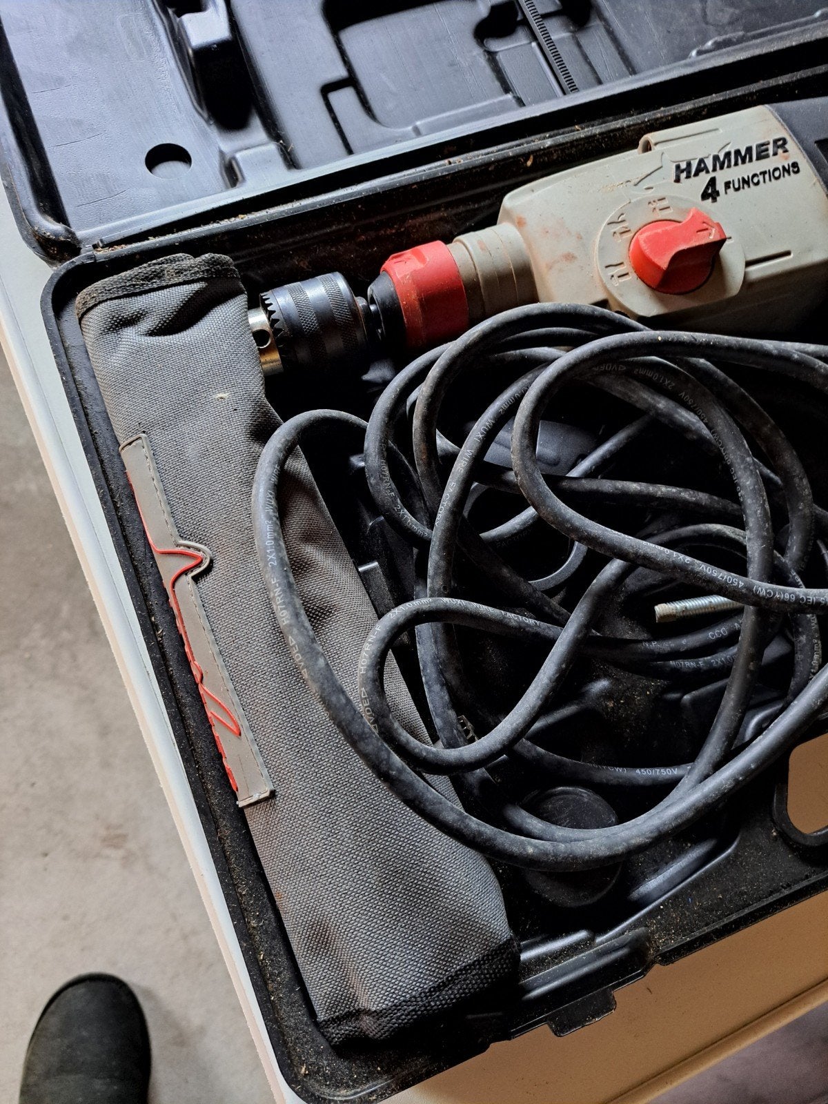 skil boorhamer, Ophalen, 600 watt of meer, Boor- en/of Breekhamer, Klopboormechanisme