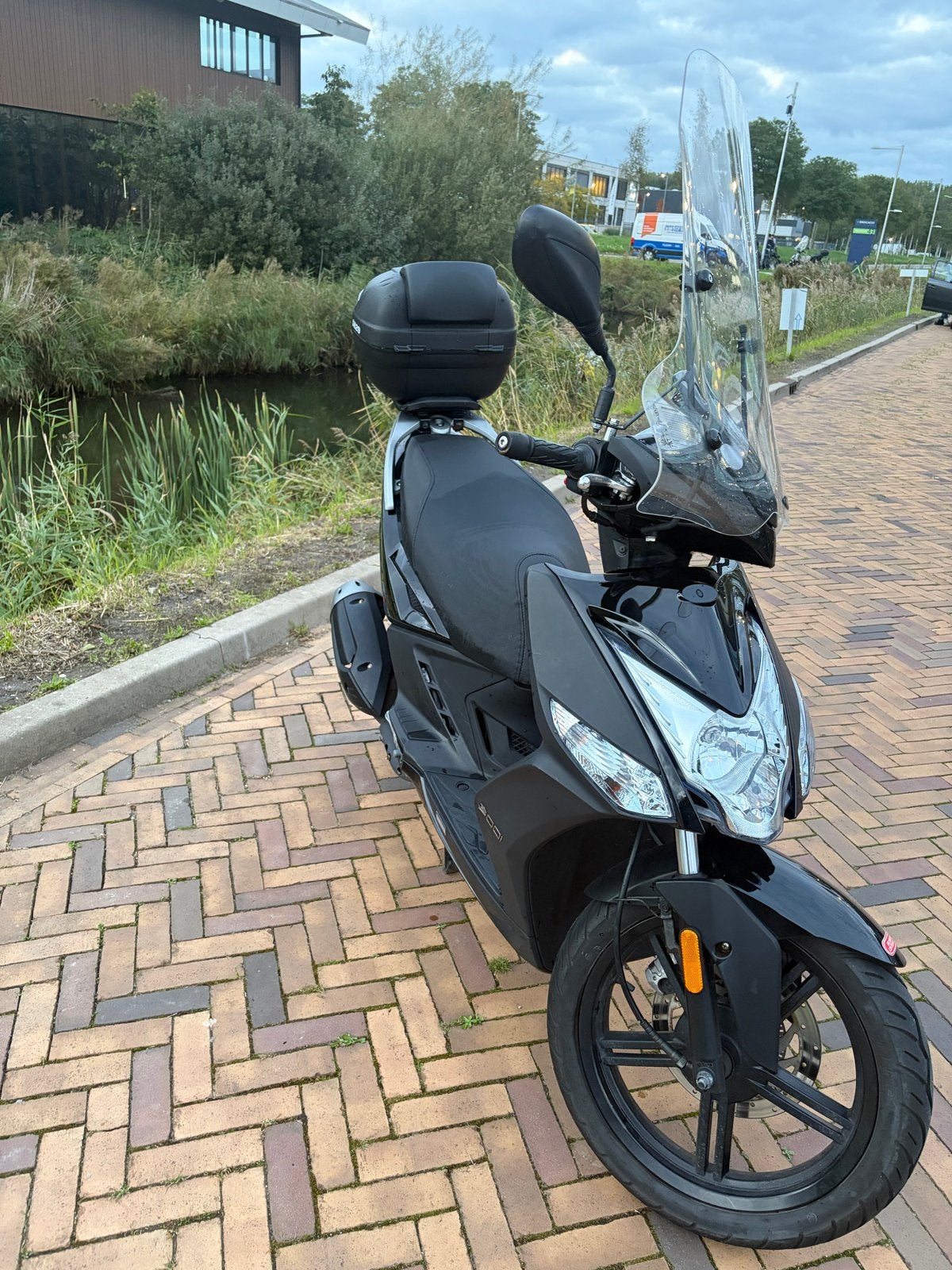 Kymco Agility 16+ 200i - Zwart Motorscooter, Ophalen of Verzenden, 200 cc