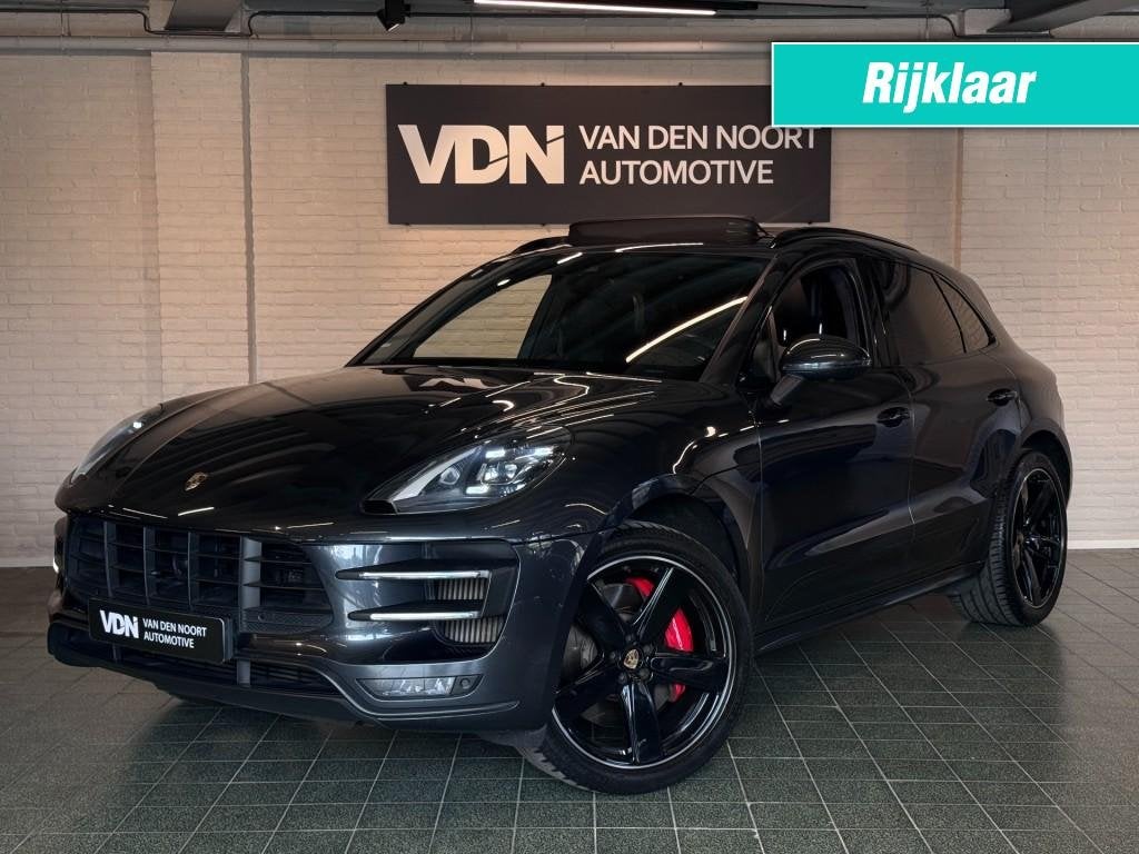 Porsche MACAN 3.6 Turbo Performance Package Pano Chrono Luch, Auto's, Automaat, Gebruikt, Euro 6, 120 €/maand
