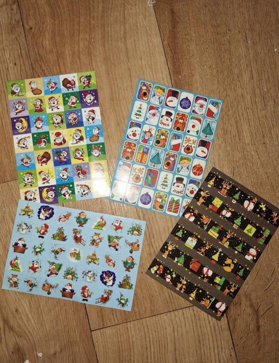 4 verschillende vellen stickers kerst, Verzamelen, Ophalen of Verzenden, Nieuw