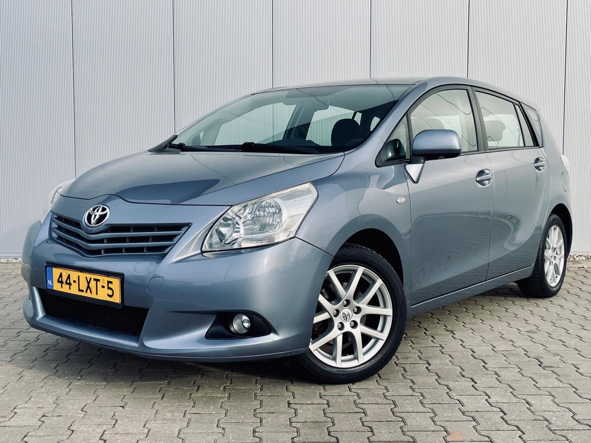 Toyota Verso 1.6 VVT-i Business, Navi, Panoramadak, Auto's, Voorwielaandrijving, Gebruikt, 4 cilinders, Blauw