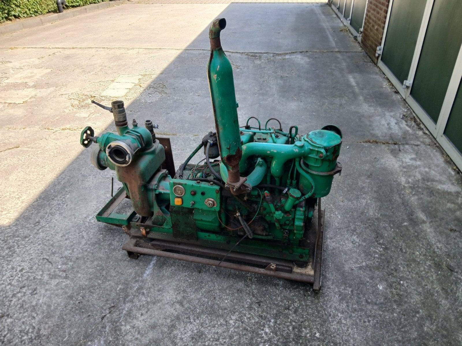 VM motor met waterpomp, Tuin en Terras, Waterpompen, Ophalen, Handmatig, Beregeningspomp