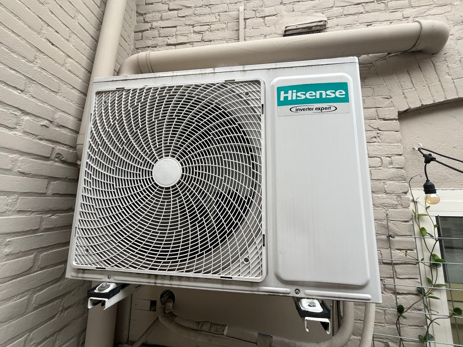 Hisense Airco binnen en buiten unit, Gebruikt, 3 snelheden of meer, Ophalen of Verzenden, Koelen en Ontvochtigen