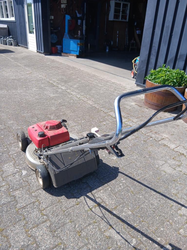 Honda HR2160 Benzine Grasmaaier - Hydrostatic, Ophalen, Cirkelmaaier, Honda, Gebruikt