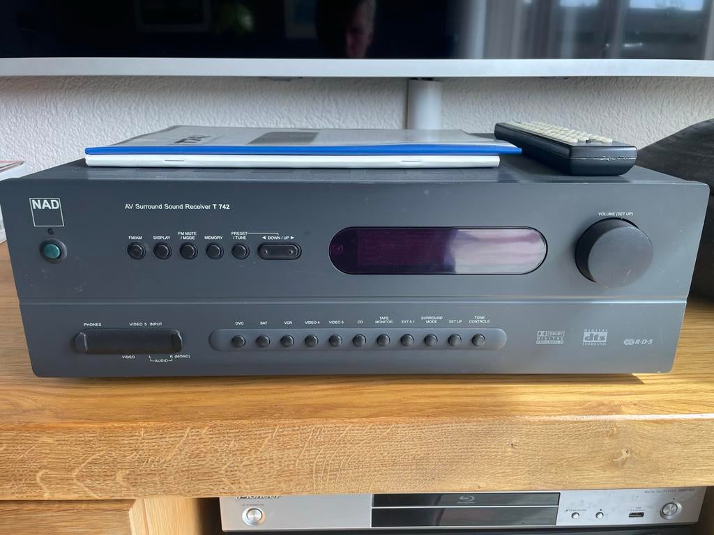 NAD T 742 AV Surround Sound Receiver met afstandsbediening, 60 tot 120 watt, Ophalen, Overige merken, Gebruikt