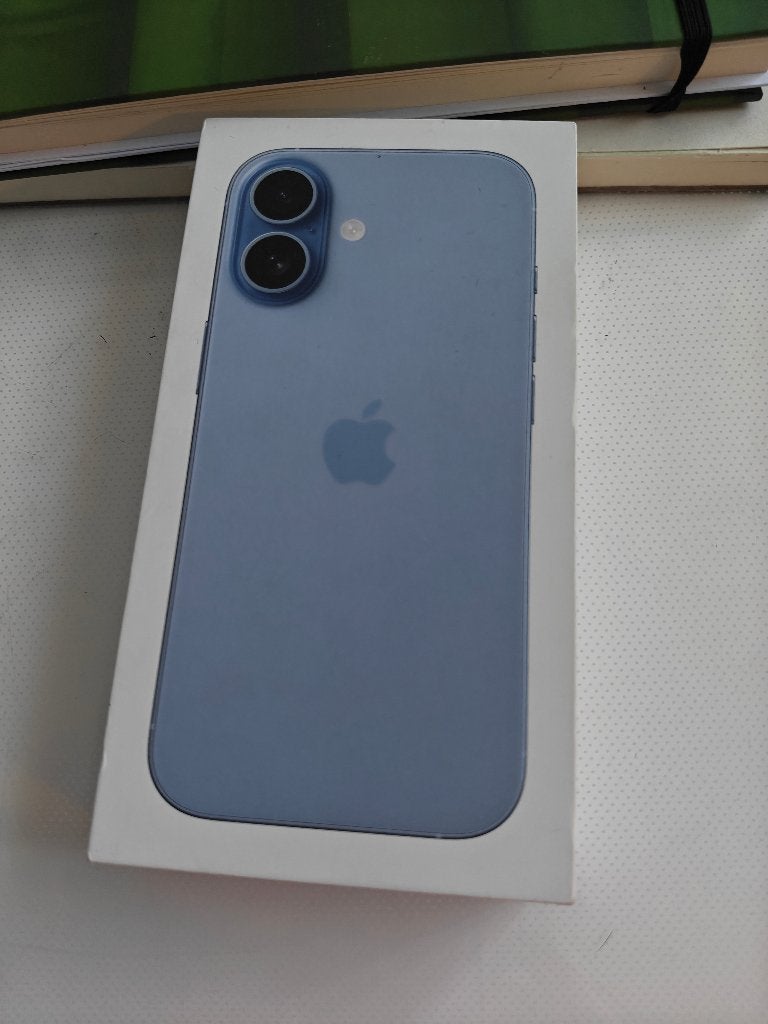 Iphone 17 ice blue, Zo goed als nieuw, Zonder simlock, Zonder abonnement, Ophalen