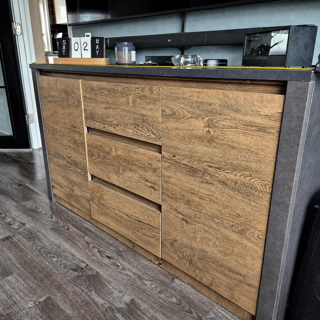 Dressoir, Huis en Inrichting, Kasten | Dressoirs, Gebruikt, 100 tot 150 cm, Ophalen of Verzenden, Modern