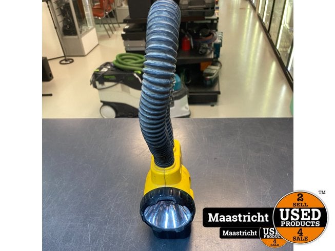 Dewalt DW915 - Bouwlamp - 1 Accu + Oplader, Dewalt, Zo goed als nieuw, Support@dewalt.com, 701 E. Joppa Road
Towson, MD 21286
USA