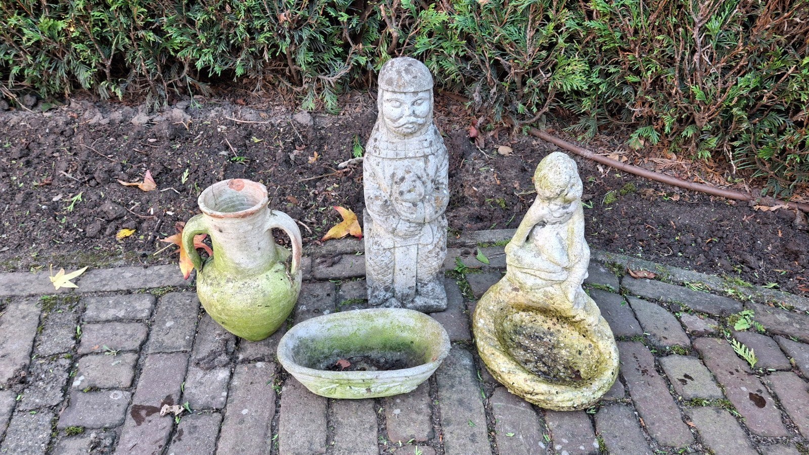 Diverse tuindecoratie: beelden en potten, Ophalen, Gebruikt, Beton, Abstract beeld
