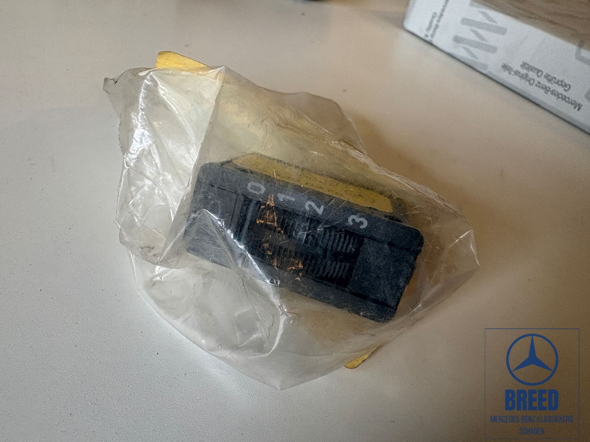 NOS schakelaar koplamp Mercedes-Benz R107 W116 W123 W124 W12, -, Nieuw, Ophalen of Verzenden, -