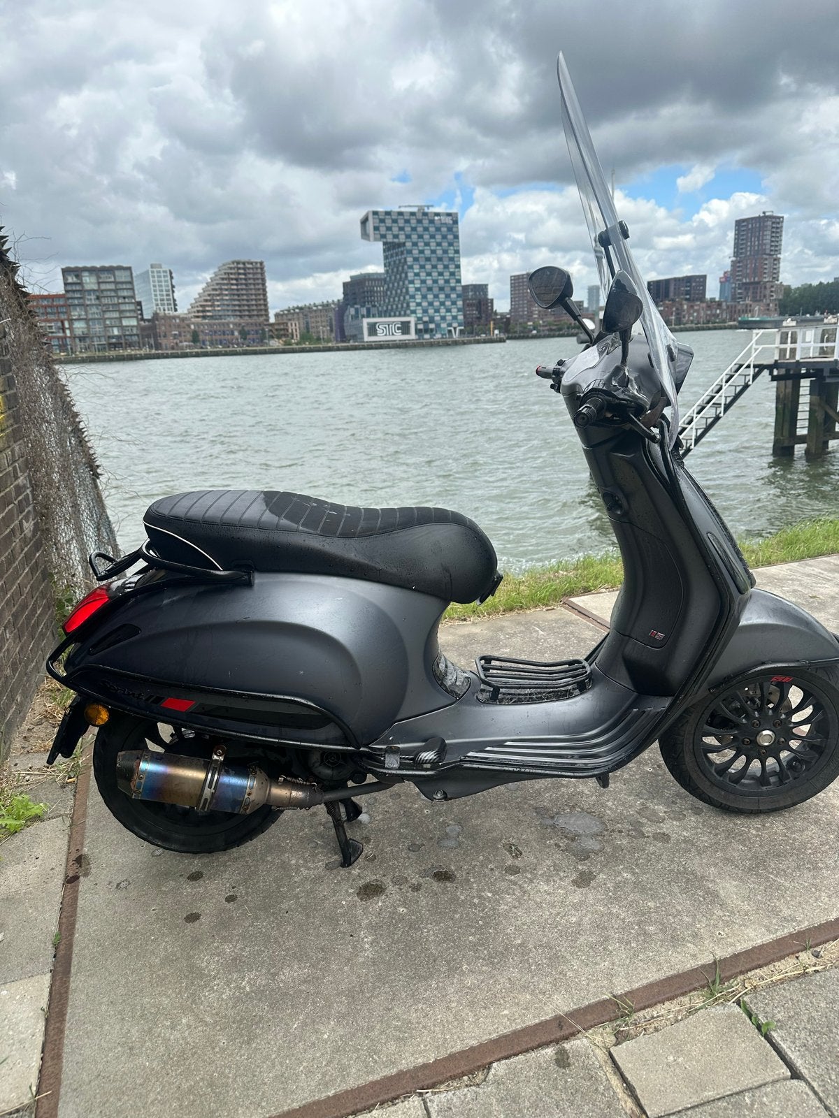 Vespa Sprint 80cc - Goed werkend, voor een mooie prijs, Fietsen en Brommers, Scooters | Vespa, Ophalen of Verzenden, Gebruikt