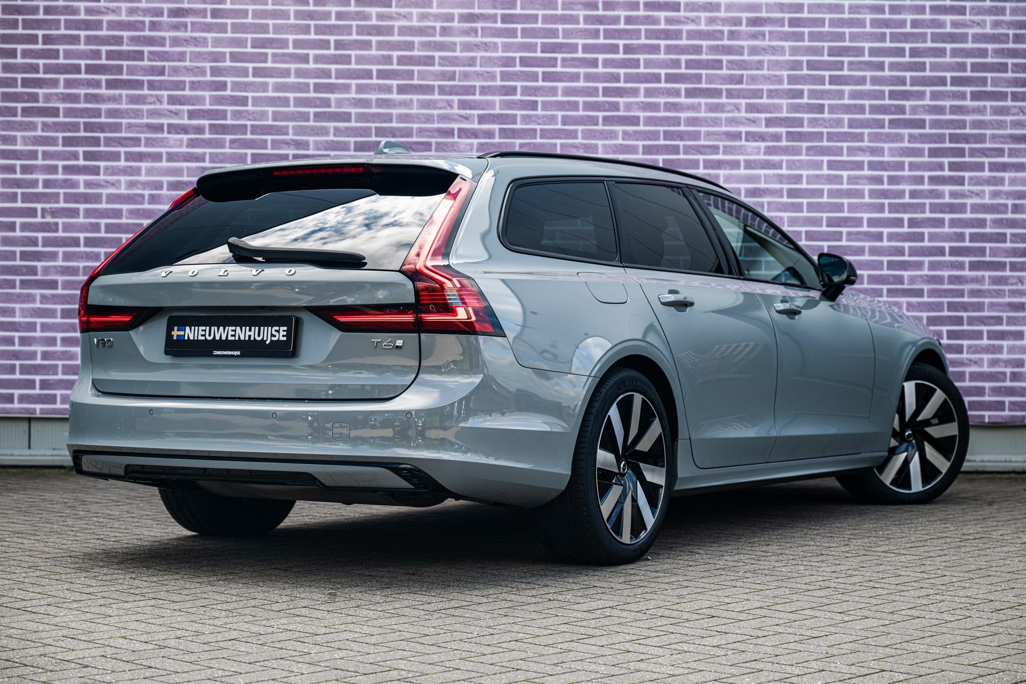 Volvo V90 2.0 T6 Plug-in Hybrid AWD Plus Dark | PHEV | Achte, Auto's, 12 maanden, Euro 6, 4 cilinders, 180 min