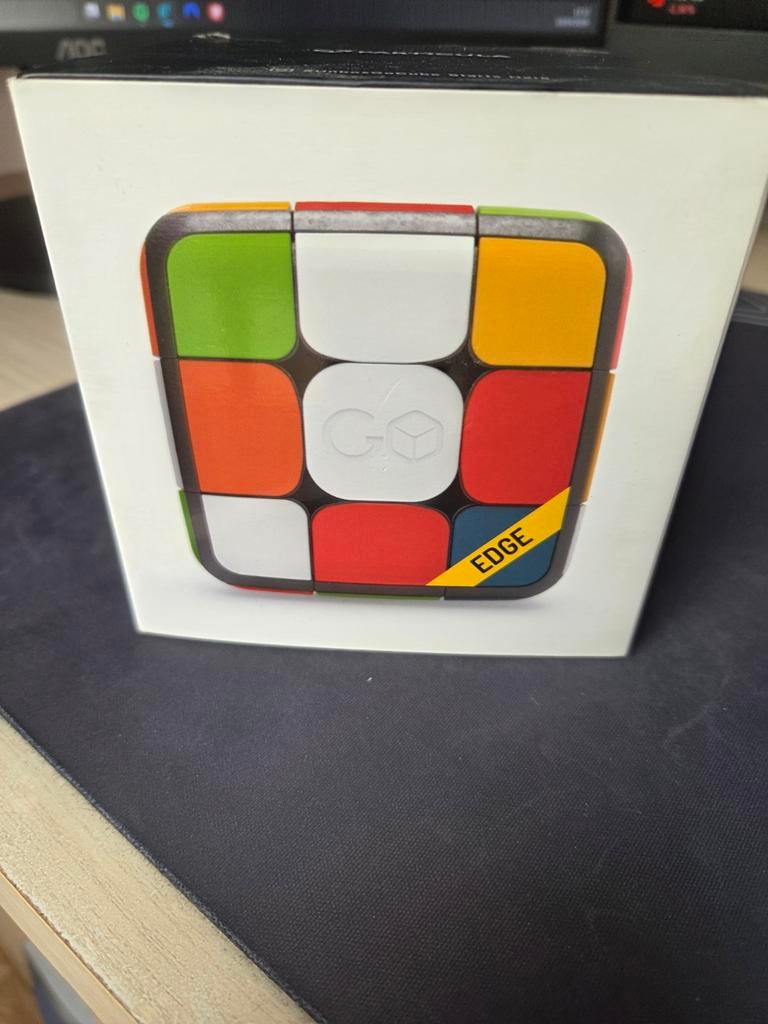 GoCube Edge - Smart Rubik's Cube, Ophalen of Verzenden, Zo goed als nieuw, Rubik's of 3D-puzzel
